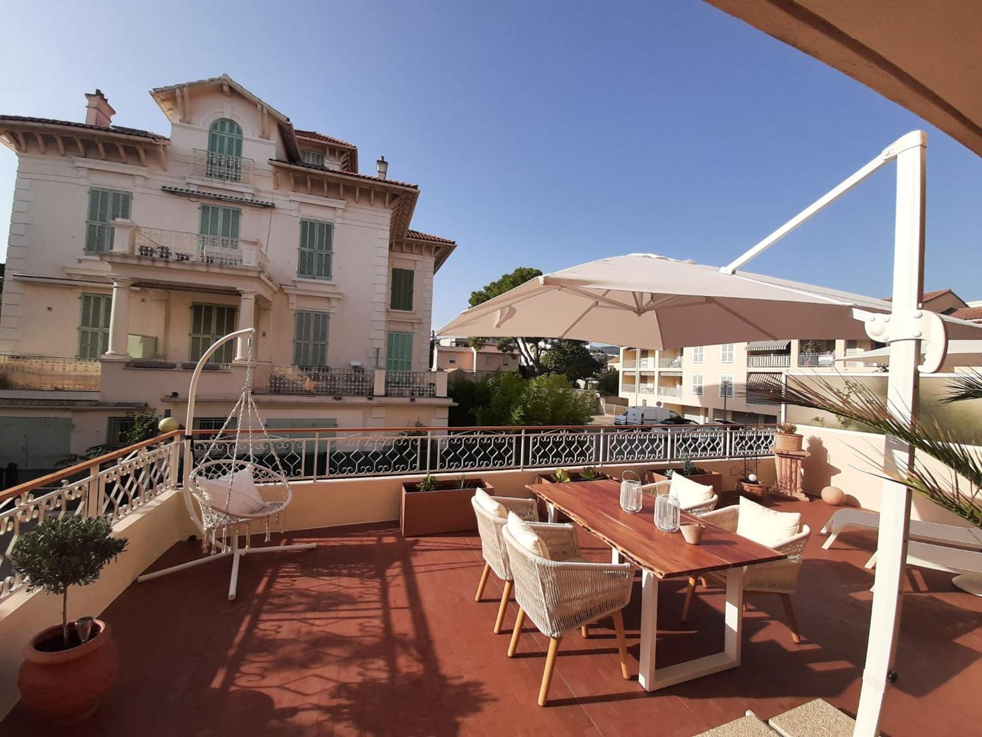 Sanary- La Vie Est Belle- Centre Ville 2 Minutes A Pied- Plage 5 Minutes 外观 照片